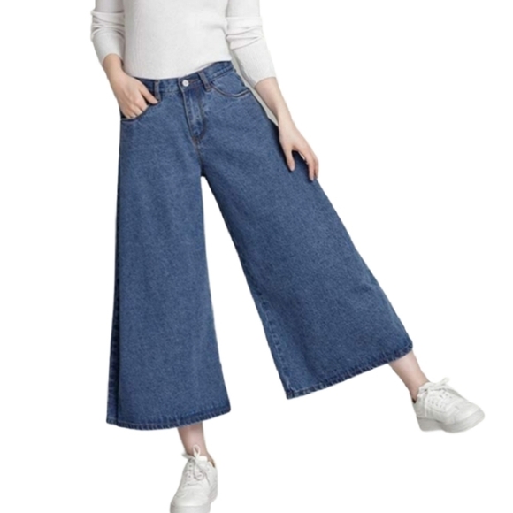 Unbranded Denim - Unbranded | Junior's Vintage High Waisted Denim Culottes (Size 11/12)